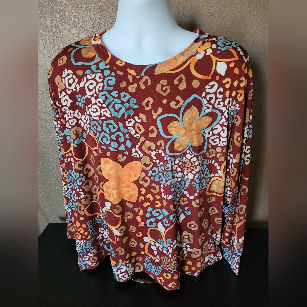 SEW IN LOVE 🌼Floral Patterned Women's Top